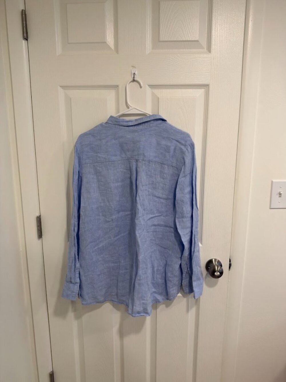 GAP Linen Shirt - Picture 2 of 4